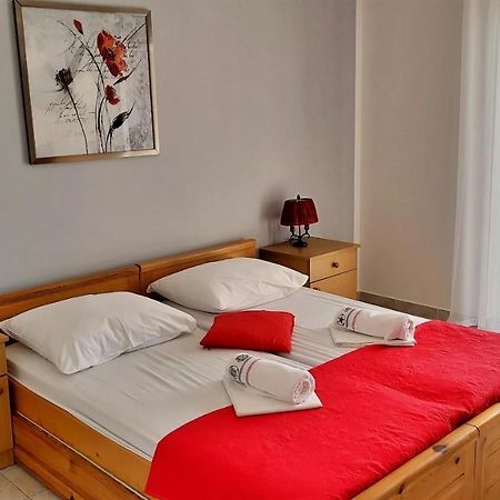 Apartments Mandalinic Omiš Екстериор снимка