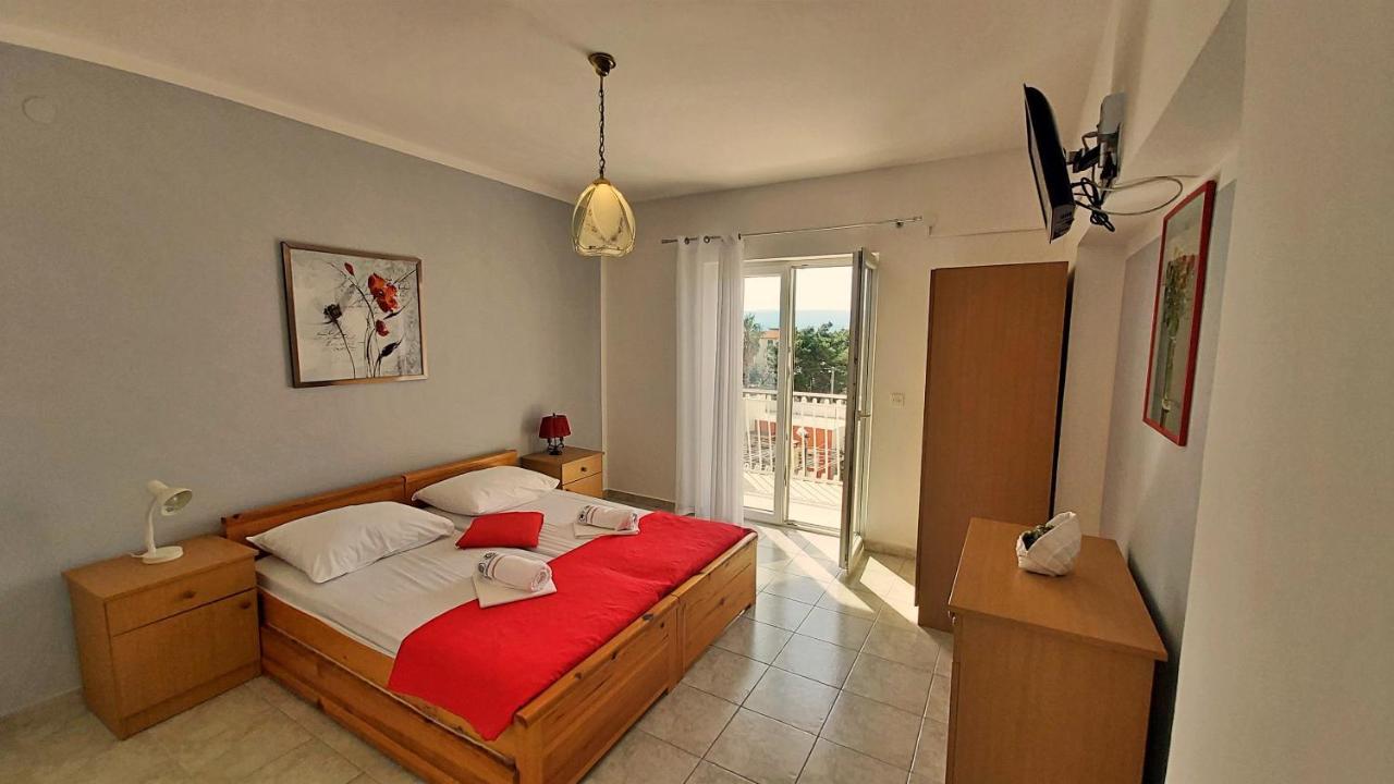 Apartments Mandalinic Omiš Екстериор снимка