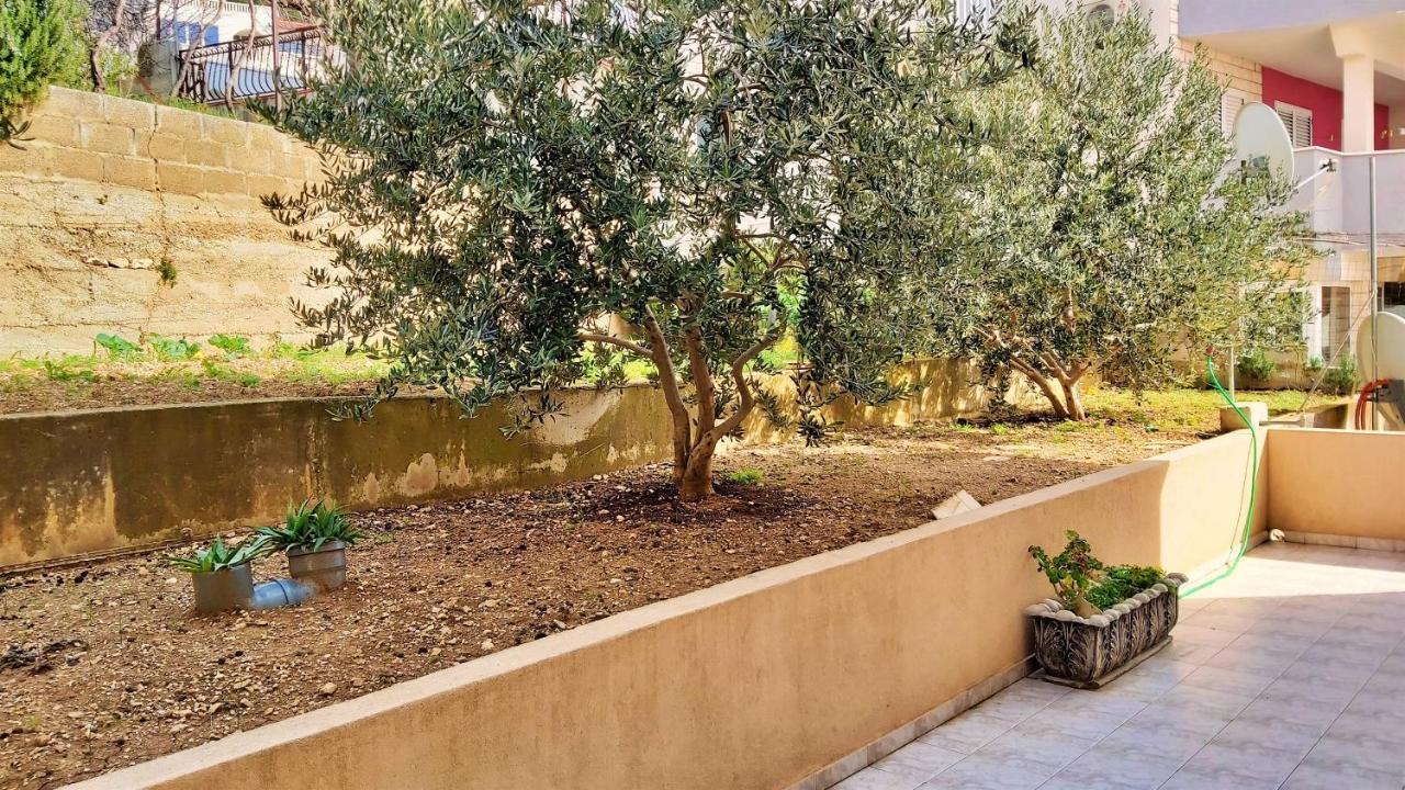 Apartments Mandalinic Omiš Екстериор снимка